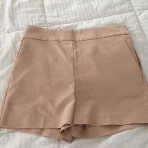 Express High-waisted blush shorts.